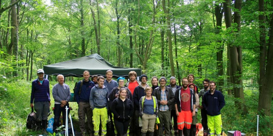 Archaeologists and volunteers at Harthill