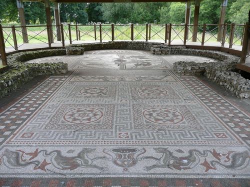 The well-preserved mosaics at Littlecote. Photo: Przemys?aw Jahr, Wikimedia Commons