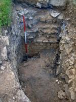 Steps down into the cold bath