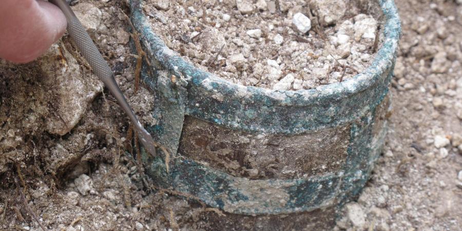 Anglo-Saxon bucket from Barrow Clump