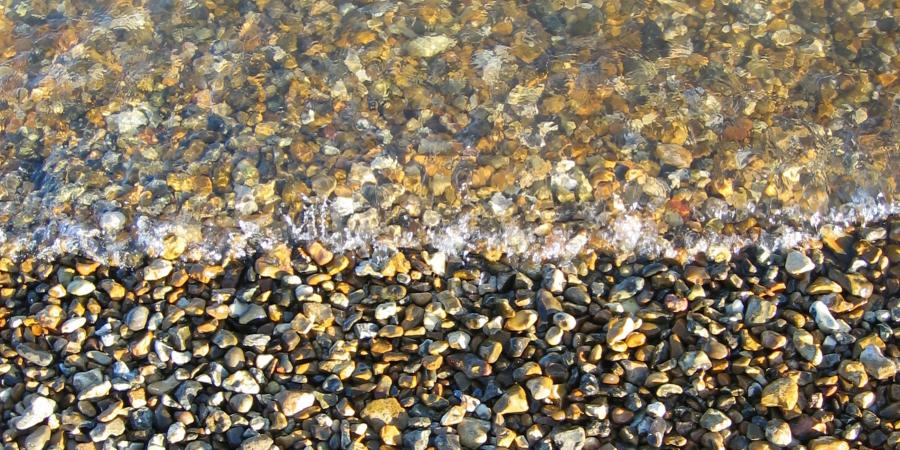 Tide coming in - Rising sea level