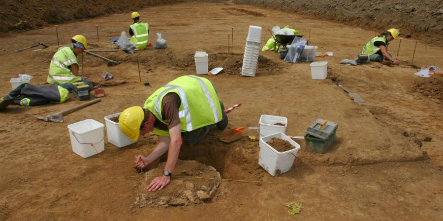 Excavations at Cottington Road on the Margate pipeline