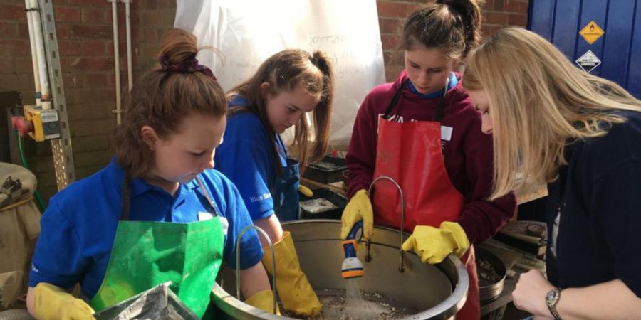 Processing environmental samples