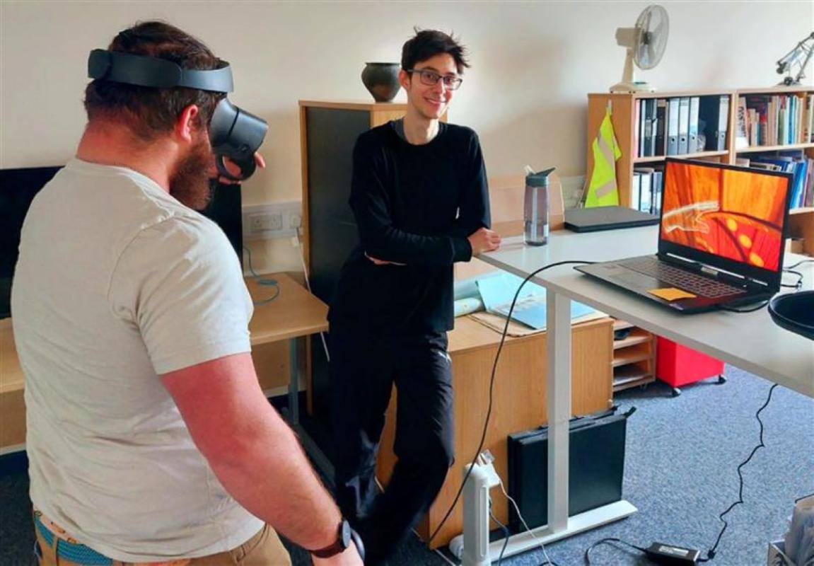 Jono Sutton, 3D Environment Artist, trains Fieldwork Team in VR Headset use for Community Engagement 