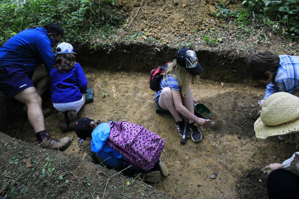 Community dig at Cuthbright Wood
