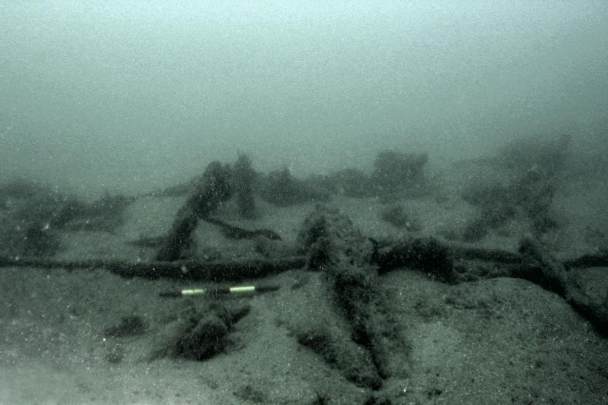 Wreck site Iona II ships frame on the seabed