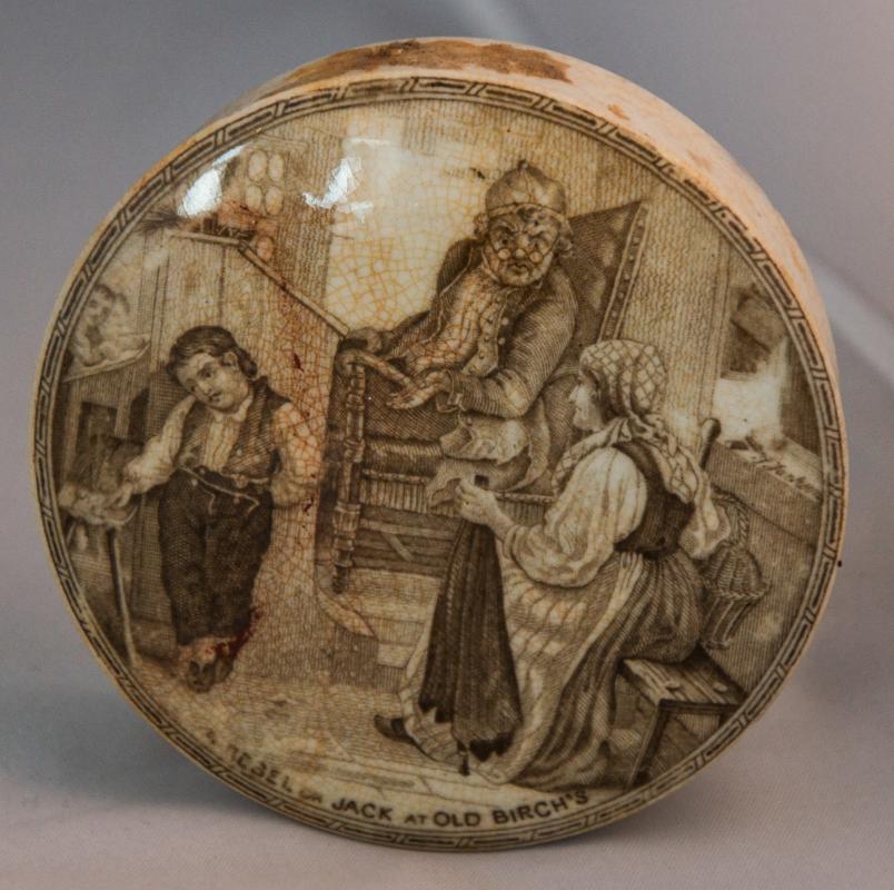 Pot lid featuring transfer printed decoration captioned “A rebel or Jack at Old Birch’s” © Stefan Panis