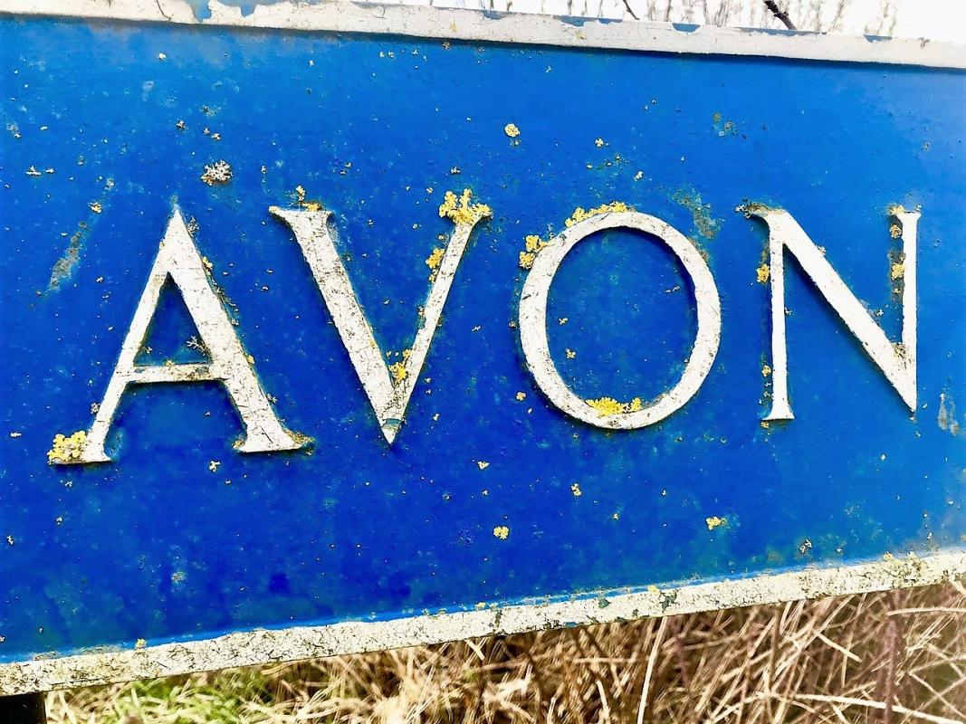 River Avon sign