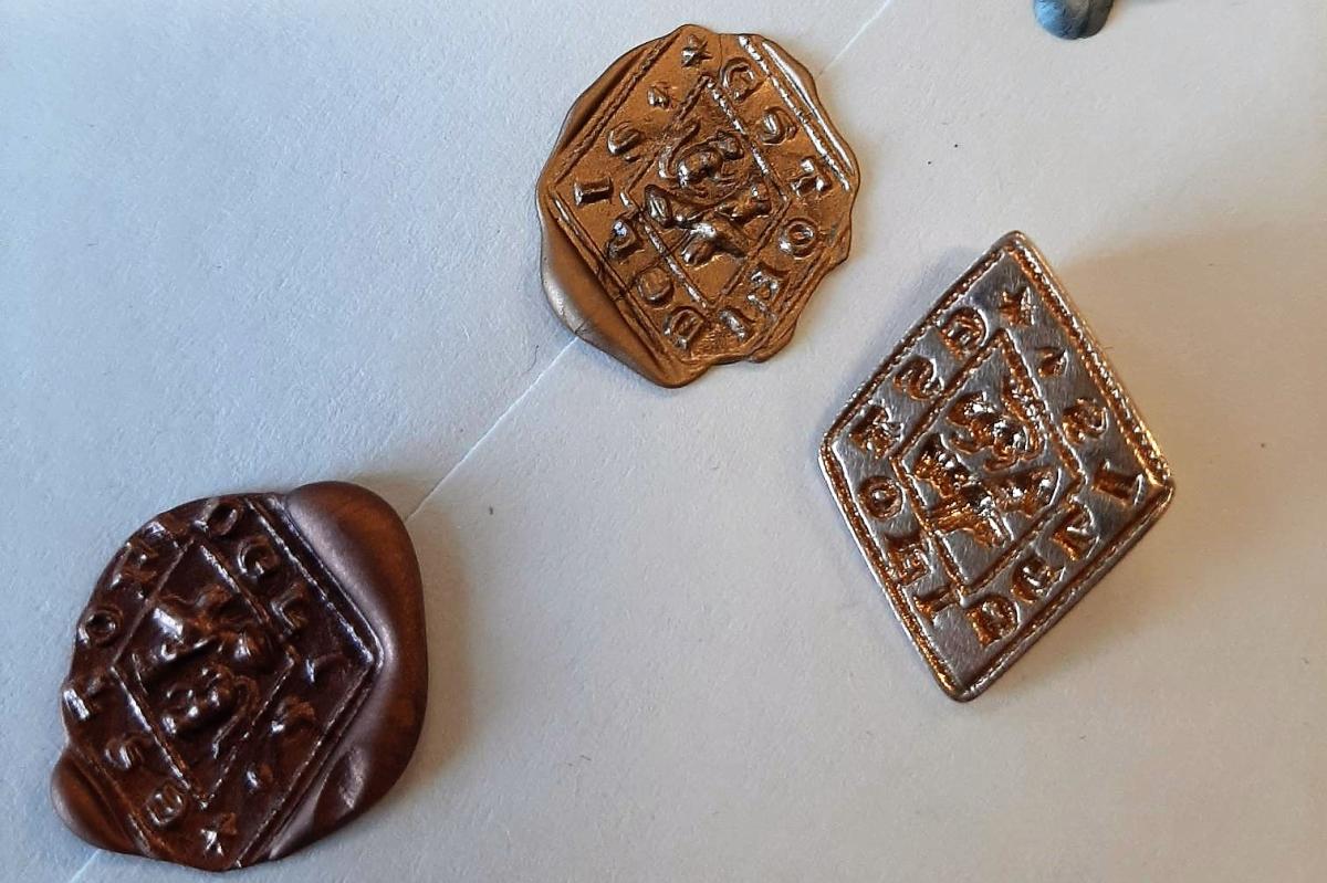 Medieval seal activity examples 