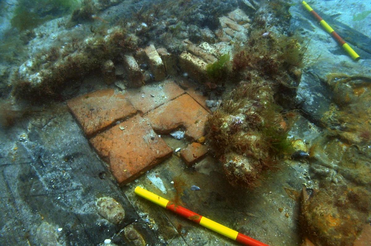 Possible hearth attached to the side of the swash wreck