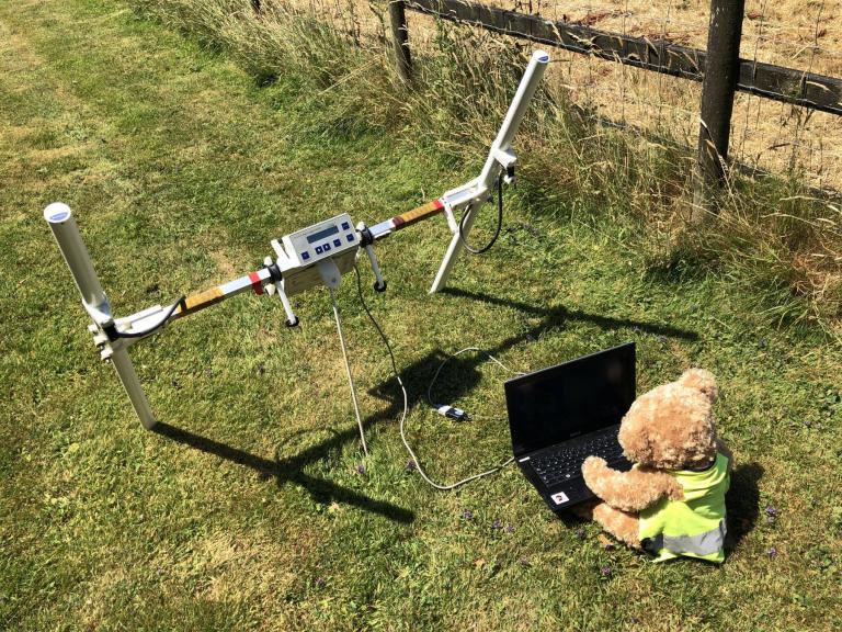 Kent Jones downloading data to a laptop