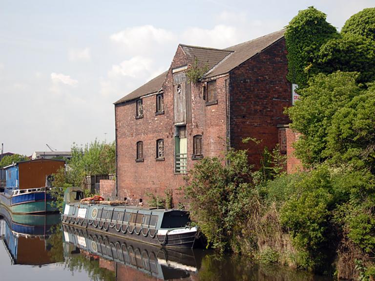Grain Warehouse next to the canal in Rotherham
